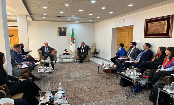 Industrie pharmaceutique : Aoun évoque une coopération bilatérale avec des opérateurs américains - Algérie