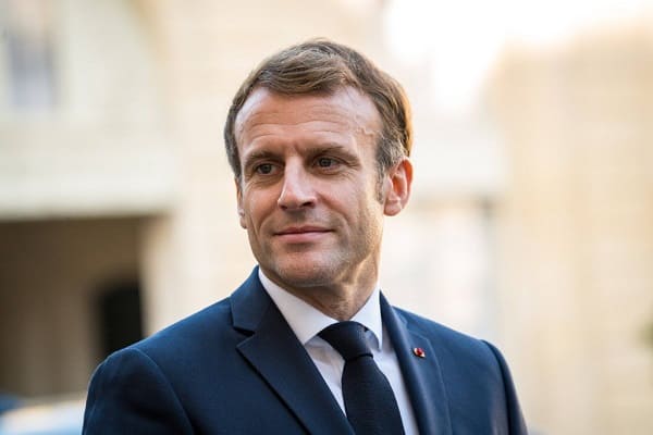 France : Macron choisit de passer en force sur les retraites - Algérie