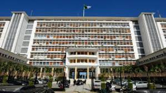 Assemblée du gouvernement : agriculture et travaux publics à l’ordre du jour - Algérie
