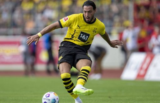 Allemagne : Bensebaïni réussit ses débuts à Dortmund