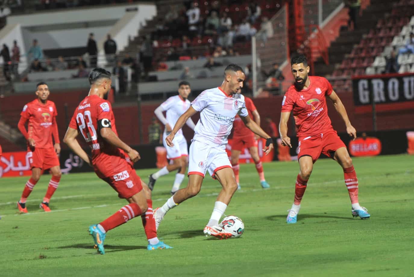 الفتح الرباطي يهزم حسنية أكادير بثنائية في الدوري المغربي - الجزائر