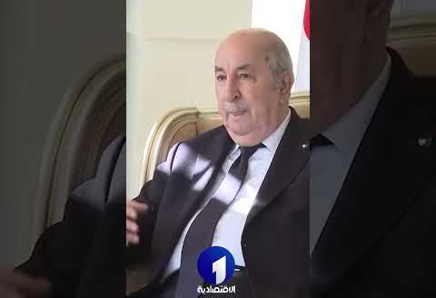 #باري #إيطاليا #فيديو استقبال السيد الرئيس في إقامته، لنظيره الفرنسي إيمانويل ماكرون.
