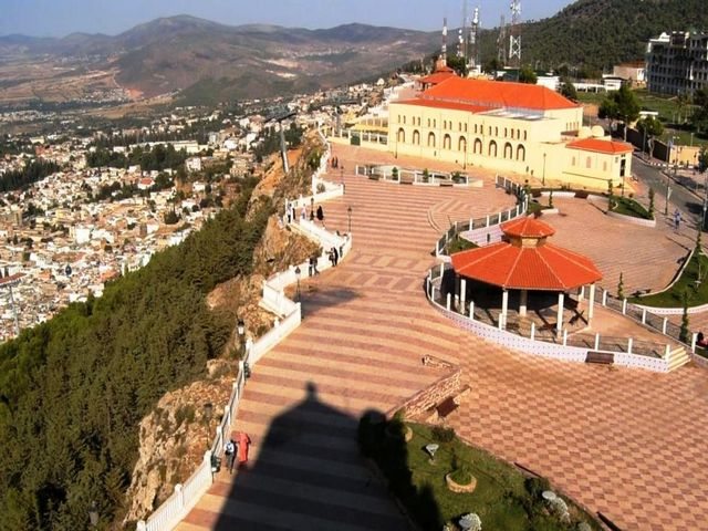 أفضل وأجمل الوجهات السياحية الصيفية في الجزائر Plateau-Lalla-Setti-View